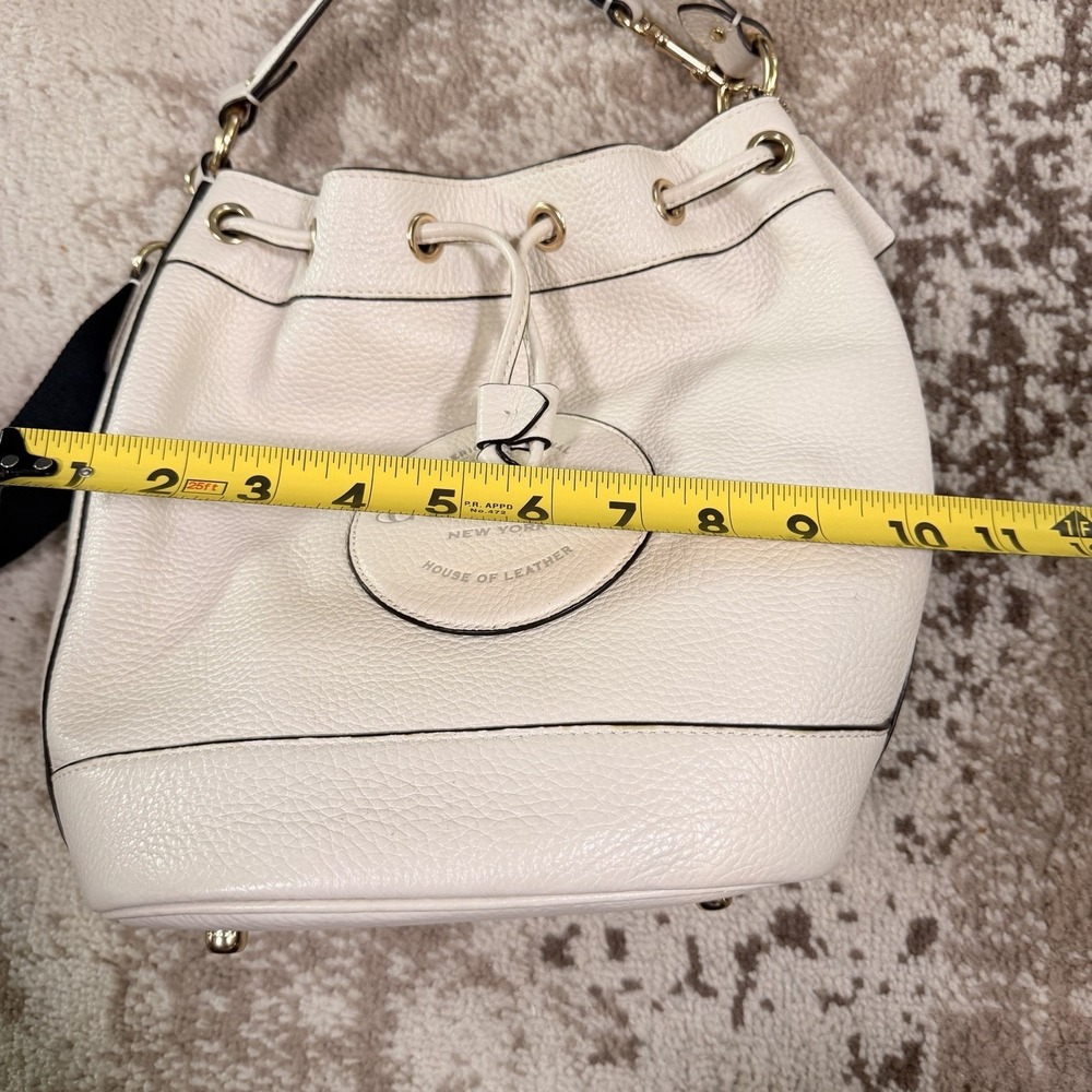COACH Dempsey Drawstring Bucket Patch Bag Crossbody purse C4100 Chalk Ivory - Picture 5 of 6